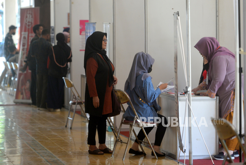 Gelar Bursa Kerja, Disnaker Depok Berusaha Kurangi Tingkat Pengangguran