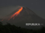 Gunung Merapi Mengeluarkan Lava Sejauh 1,5 Kilometer dalam 3 Kejadian