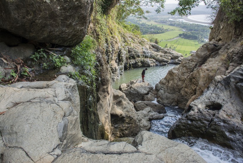 Pengembangan Wisata, Rencana Pembangunan Kereta Gantung di Geopark Ciletuh Sukabumi