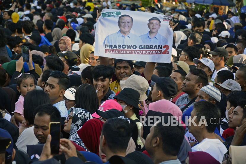 2 Kali Sidang Penggugat Absen, Gugatan Terhadap Prabowo-Gibran Ditolak

Gugatan Terhadap Prabowo-Gibran Digugurkan Setelah Penggugat Absen dalam 2 Kali Sidang