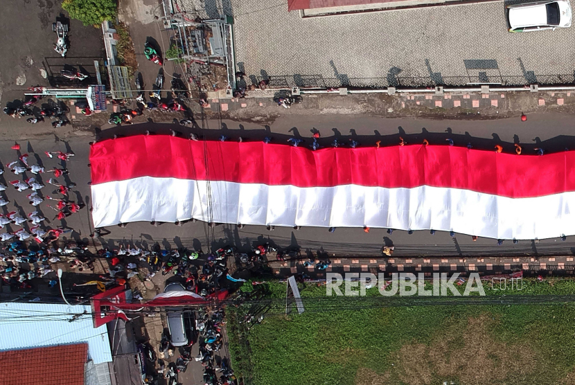 Kirab Merah Putih di Bali Dimeriahkan oleh Ribuan Peserta