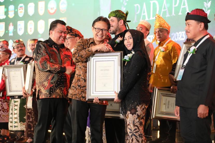 Penghargaan Swasti Saba 176 Daerah Kabupaten Kota Sehat dan STBM Tahun 2023