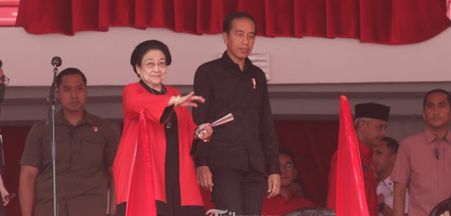 Mengambil Lintasan Cepat Akibat Isu Pribadi dengan PDIP dan Megawati