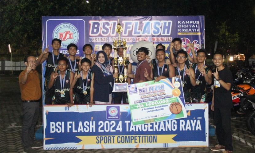 SMAN 28 Kabupaten Tangerang Meraih Juara Pertama dalam Turnamen Basket BSI Flash 2024