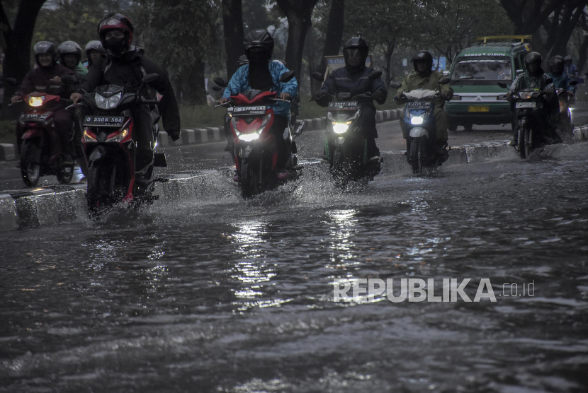 Bandung Raya Berpotensi Hujan di Malam Tahun Baru