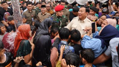 Prabowo Diresmikan dengan Antusias Ribuan Warga, 9 Titik Bantuan Sumber Air di Sukabumi