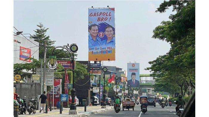 Inspirasi Generasi Muda: Baliho Prabowo- Gibran di Depok Menarik Perhatian