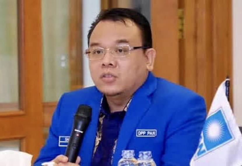 Roy Suryo Harus Ditindak Hukum karena Menyalahgunakan KPU