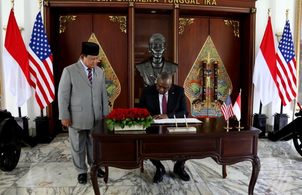 Menteri Pertahanan Prabowo Menerima Kunjungan Menteri Pertahanan AS Lloyd Austin, Membahas Kerjasama Pertahanan AS-Indonesia