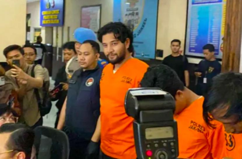 Ammar Zoni Kembali Menggunakan Narkoba Setelah Diceraikan Istri