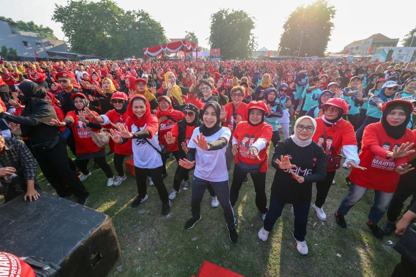 Antusiasme Luar Biasa Emak-emak saat Setiap Satunya