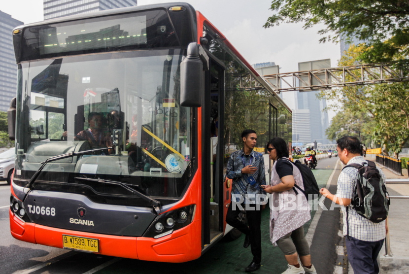 Target Penumpang TransJakarta: 340 Juta Orang