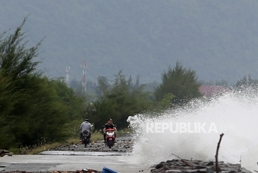 Warga Pantai Barat Selatan Aceh Harus Berhati-hati dengan Cuaca Ekstrem