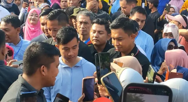 Gibran Dikabarkan Dipanggil Bawaslu Terkait Pembagian Susu di Acara Car Free Day