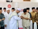 Prabowo Subianto Ziarah ke Habib Ali Kwitang dan Minta Doa: Agar Pekerjaan Kita Baik ke Depan