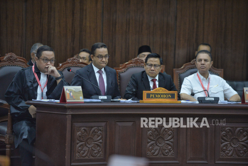 Kubu Anies Meminta Majelis Kehormatan (MK) untuk Menghadirkan 4 Menteri Jokowi dalam Sidang Sengketa Pilpres