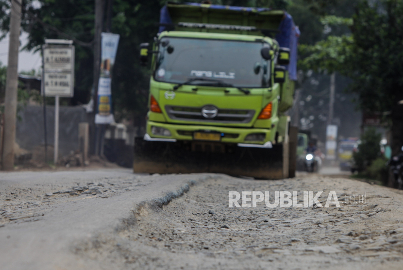 Kecelakaan Truk Tambang Terjadi Lagi di Parung Panjang