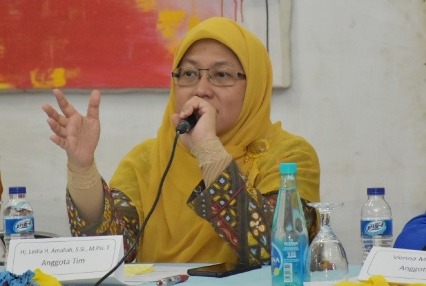 Kemendikbudristek Diminta Memantau Penerapan Regulasi Biaya Operasional Satuan di PTN