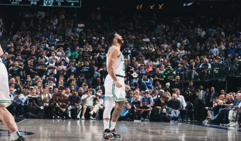 Dallas Mavericks vs Boston Celtics, Menang di Gim 3, Celtics di Ambang Juara NBA