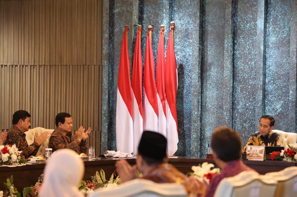 Prabowo Subianto Touches Jokowi’s Heart During Final Plenary Session at IKN, Luhut Reveals