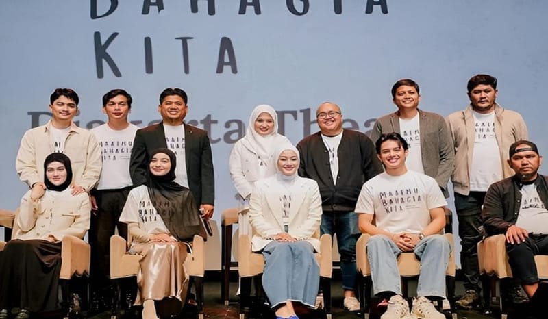 Dinda Hauw dan Rey Mbayang Berduet di Film Maafmu Bahagia Kita