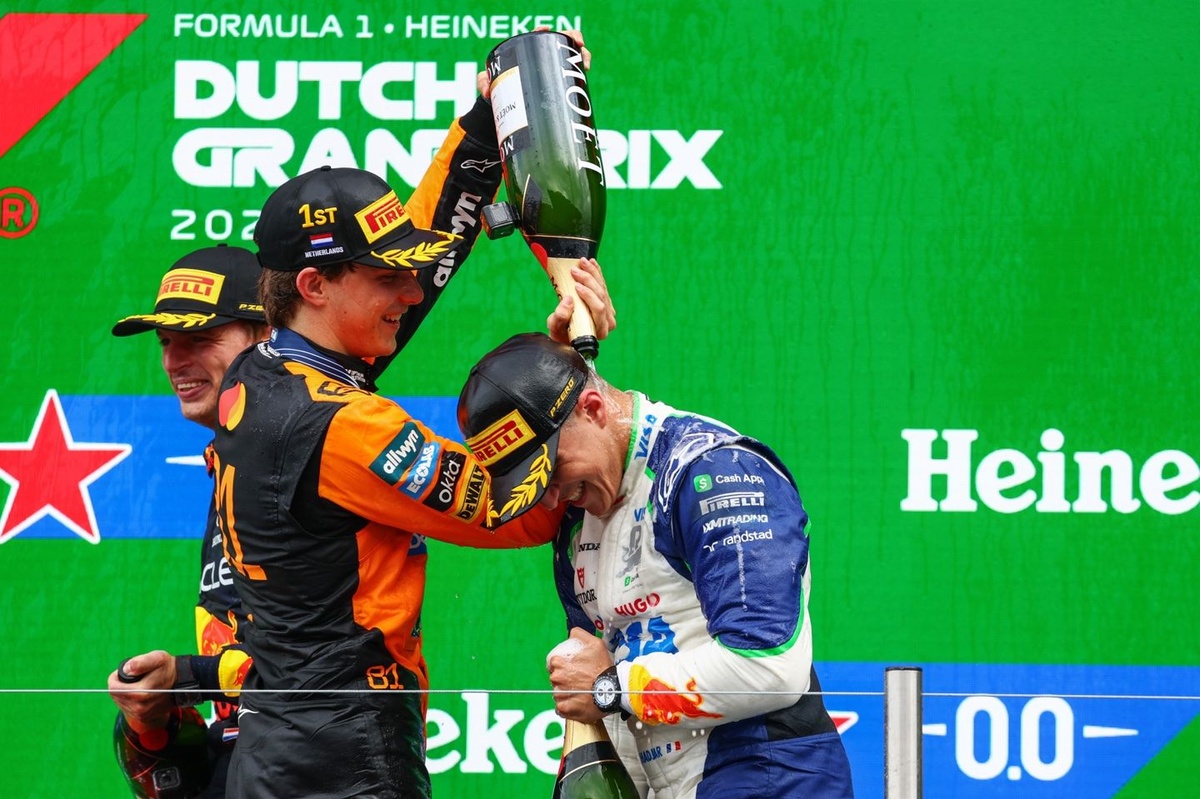 oscar-piastri-mclaren-isack-ha-2.jpg