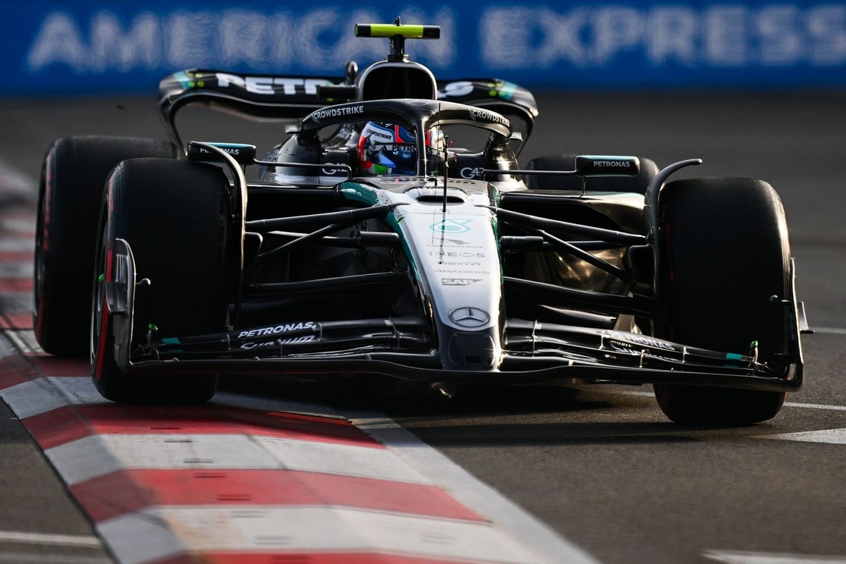 1758371144_andrea-kimi-antonelli-mercedes.jpg